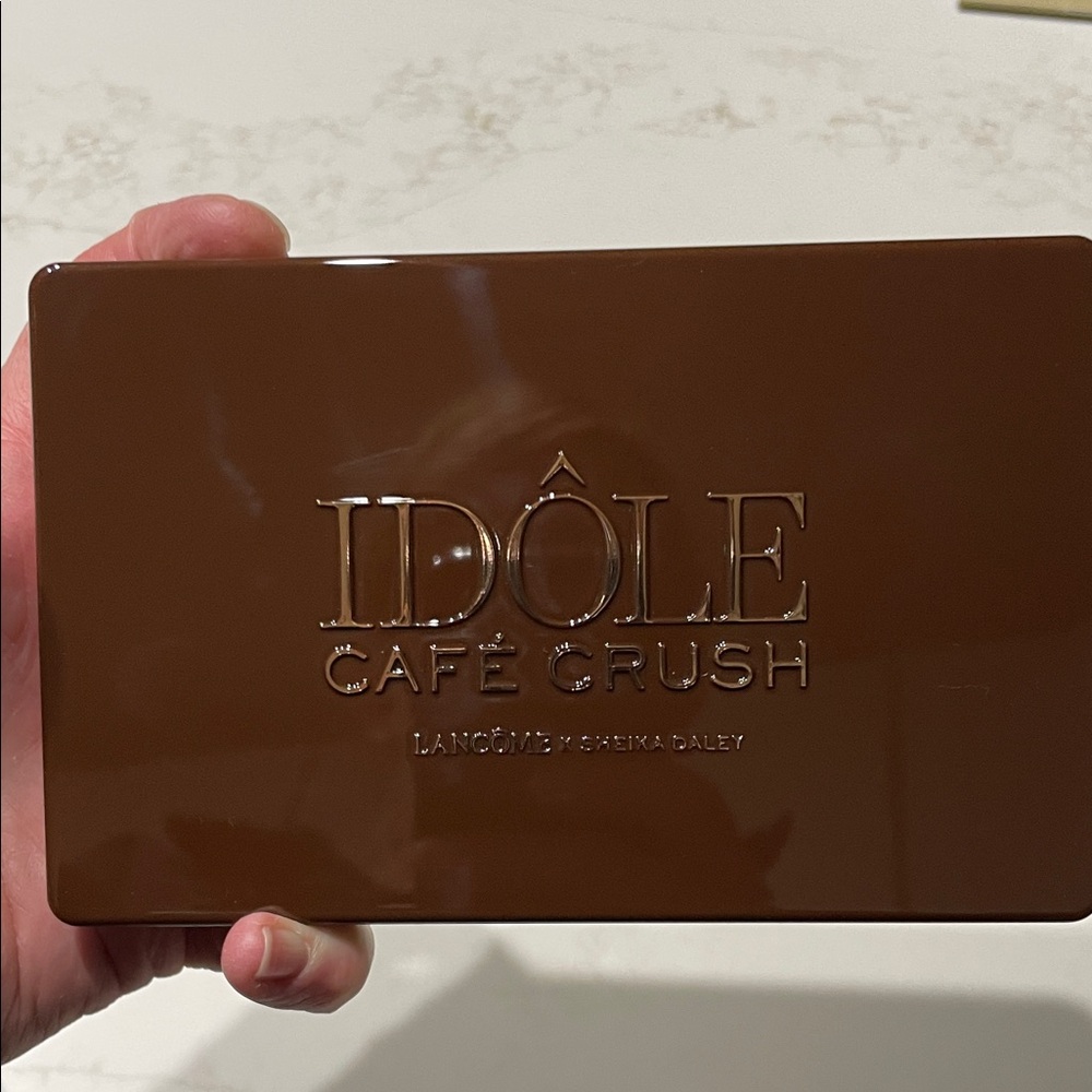 Lancôme Idôle Eyeshadow Palette with Rich Hues was part of gift set, brand new.
